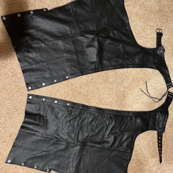 FMC (First Manufacturing Co.) Leather Chaps - Picture 8 of 11